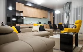 Dumbrava Residence